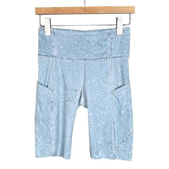 LULULEMON Fast and Free HR Shorts 10" in City Grit White Blue Fog - Picture 5 of 10